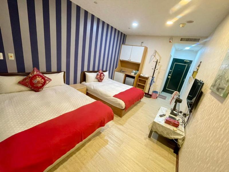 85旅行家 Appartement Kaohsiung Buitenkant foto