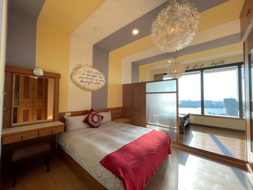 85旅行家 Appartement Kaohsiung Buitenkant foto
