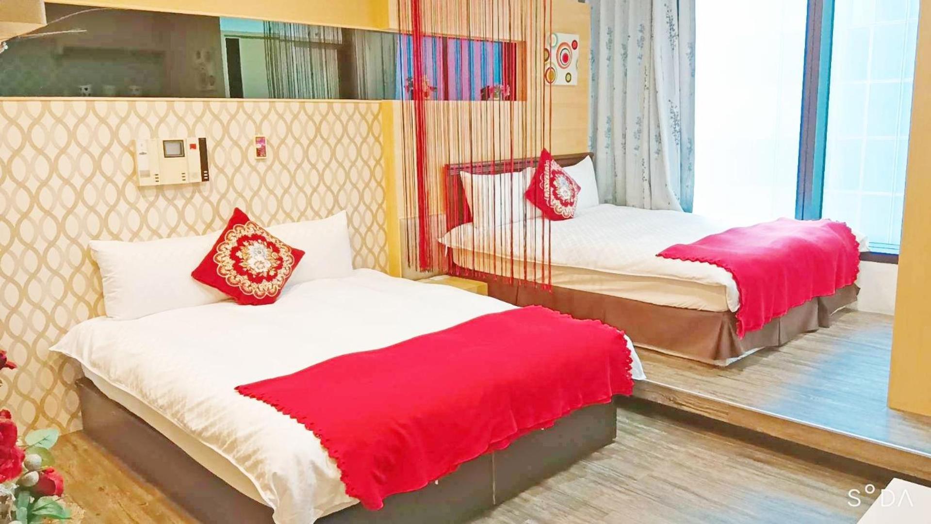 85旅行家 Appartement Kaohsiung Buitenkant foto
